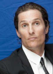 Matthew McConaughey - "The Lincoln Lawyer" press conference portraits by Armando Gallo (Beverly Hills, March 9, 2011) - 16xHQ WT5Vv3MC
