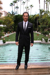 Matthew McConaughey - The Lincoln Lawyer press conference portraits by Herve Tropea (Beverly Hills, March 9, 2011) - 11xHQ XK3GxukZ