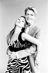 Kate Moss - Kate Moss & David Bowie - Ellen von Unwerth Photoshoot 2003 - 12xHQ XLNIvXcL