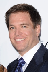 Michael Weatherly - 40th People's Choice Awards at the Nokia Theatre in Los Angeles, California - January 8, 2014 - 13xHQ YfvhpBaa