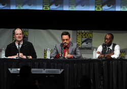 Robert Downey Jr. - "Iron Man 3" panel during Comic-Con at San Diego Convention Center (July 14, 2012) - 36xHQ YgRXsflc